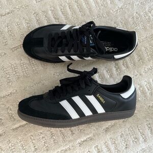 Adidas Sambas - Black